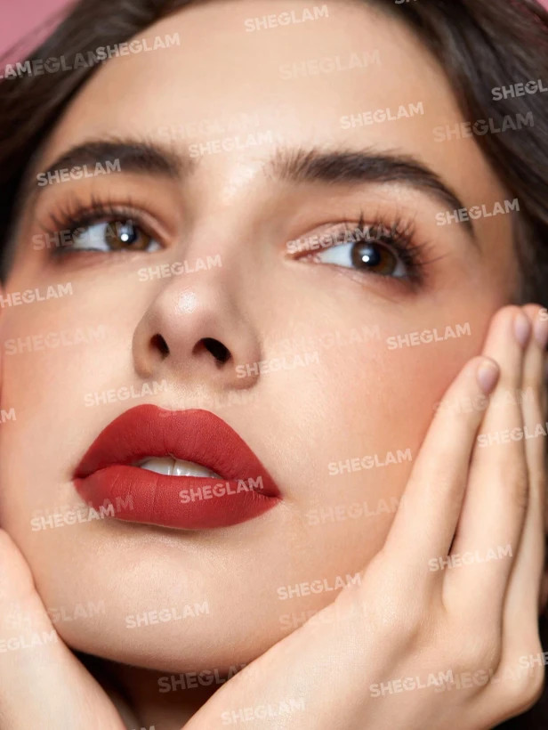 رژ لب مات شیگلم