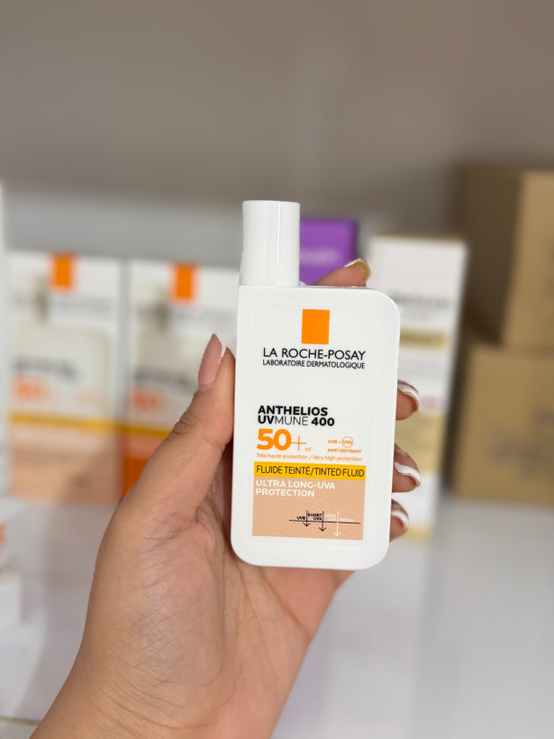ضد آفتاب رنگی لاروش پوزای مدل Anthelios UVMune 400 Color Fluid SPF50 حجم 50 میلی لیتر اورجینال